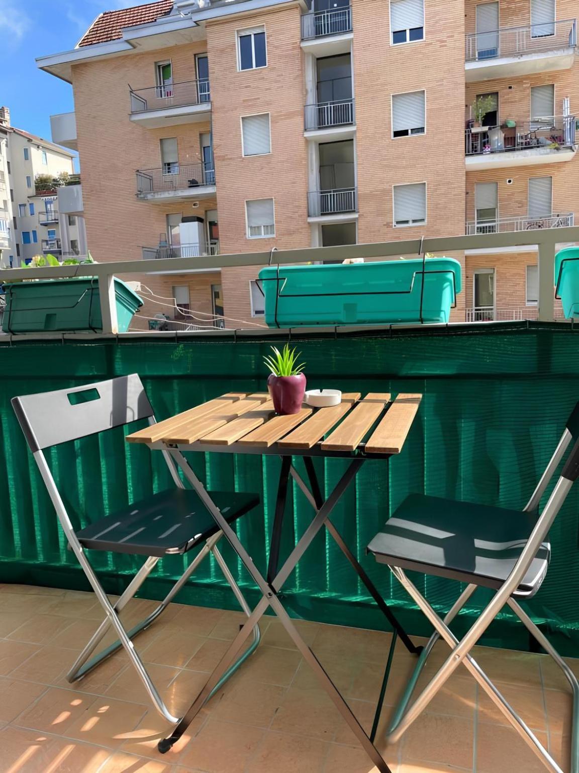 Gardone Apartment - Ampio Appartamento Con 2 Camere Da Letto - Comodo Per Duomo! 米兰 外观 照片