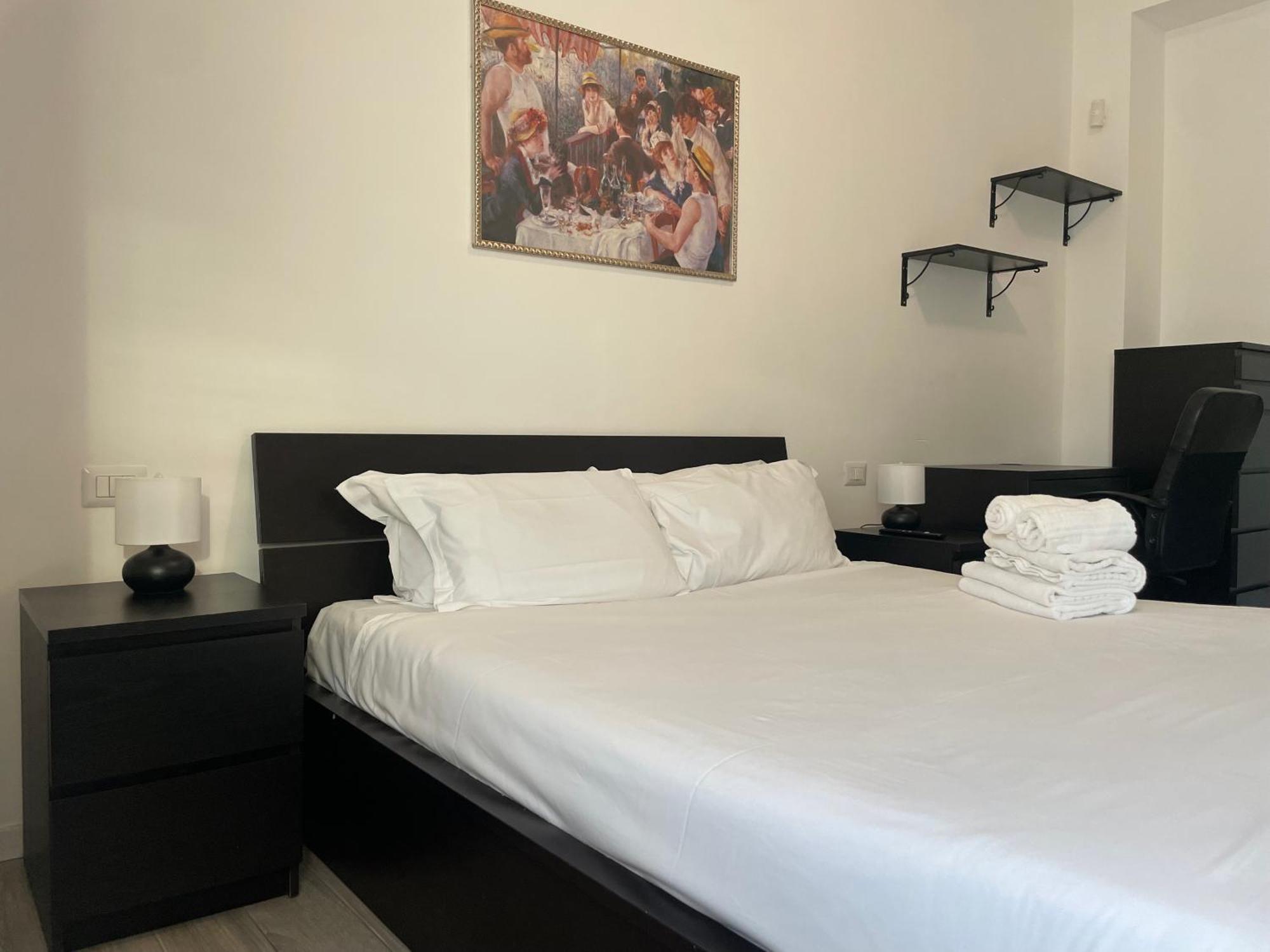 Gardone Apartment - Ampio Appartamento Con 2 Camere Da Letto - Comodo Per Duomo! 米兰 外观 照片