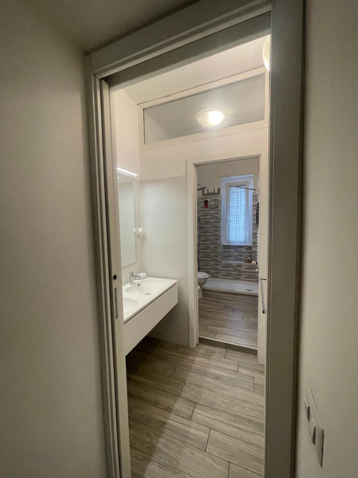 Gardone Apartment - Ampio Appartamento Con 2 Camere Da Letto - Comodo Per Duomo! 米兰 外观 照片