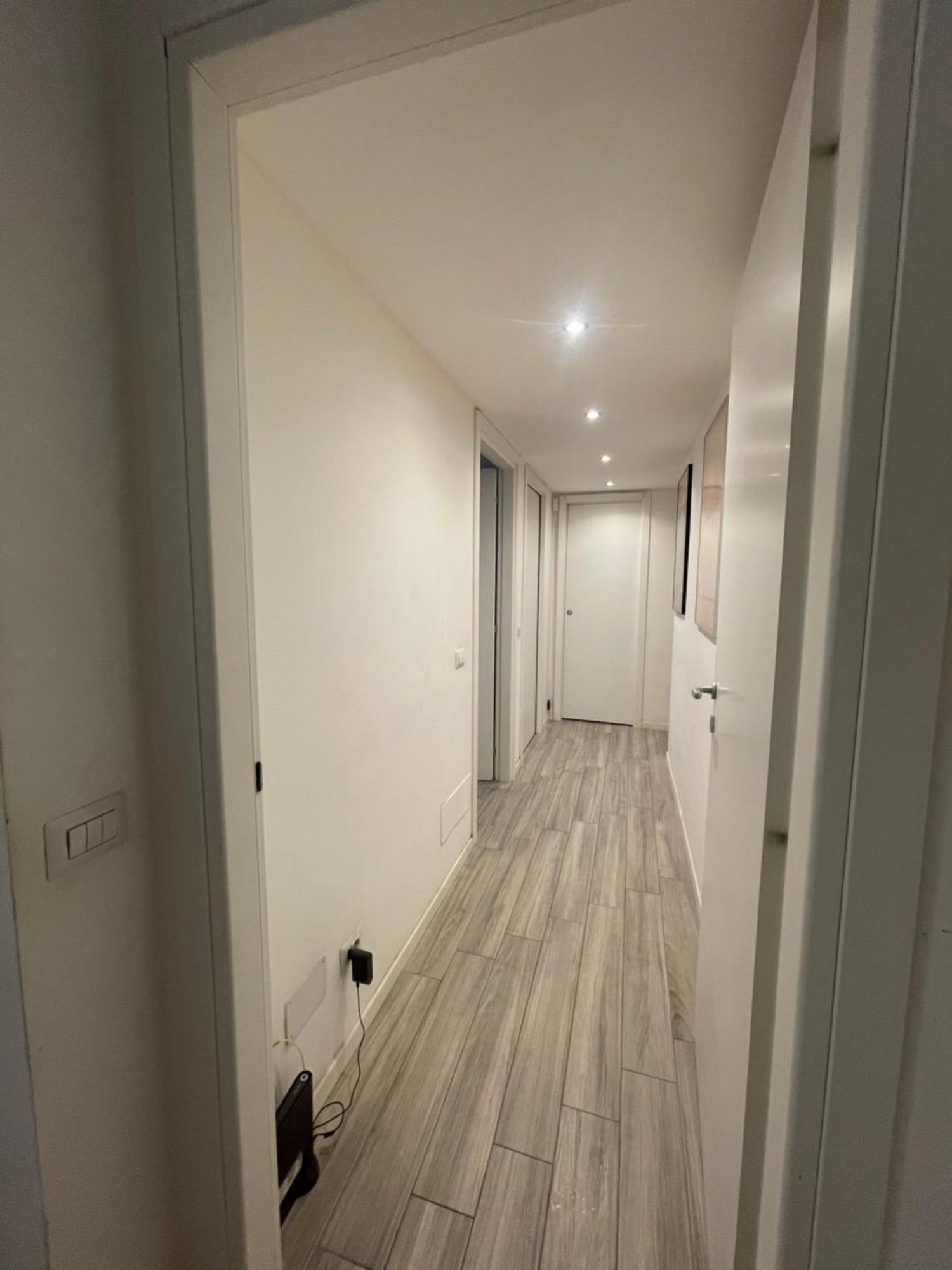 Gardone Apartment - Ampio Appartamento Con 2 Camere Da Letto - Comodo Per Duomo! 米兰 外观 照片