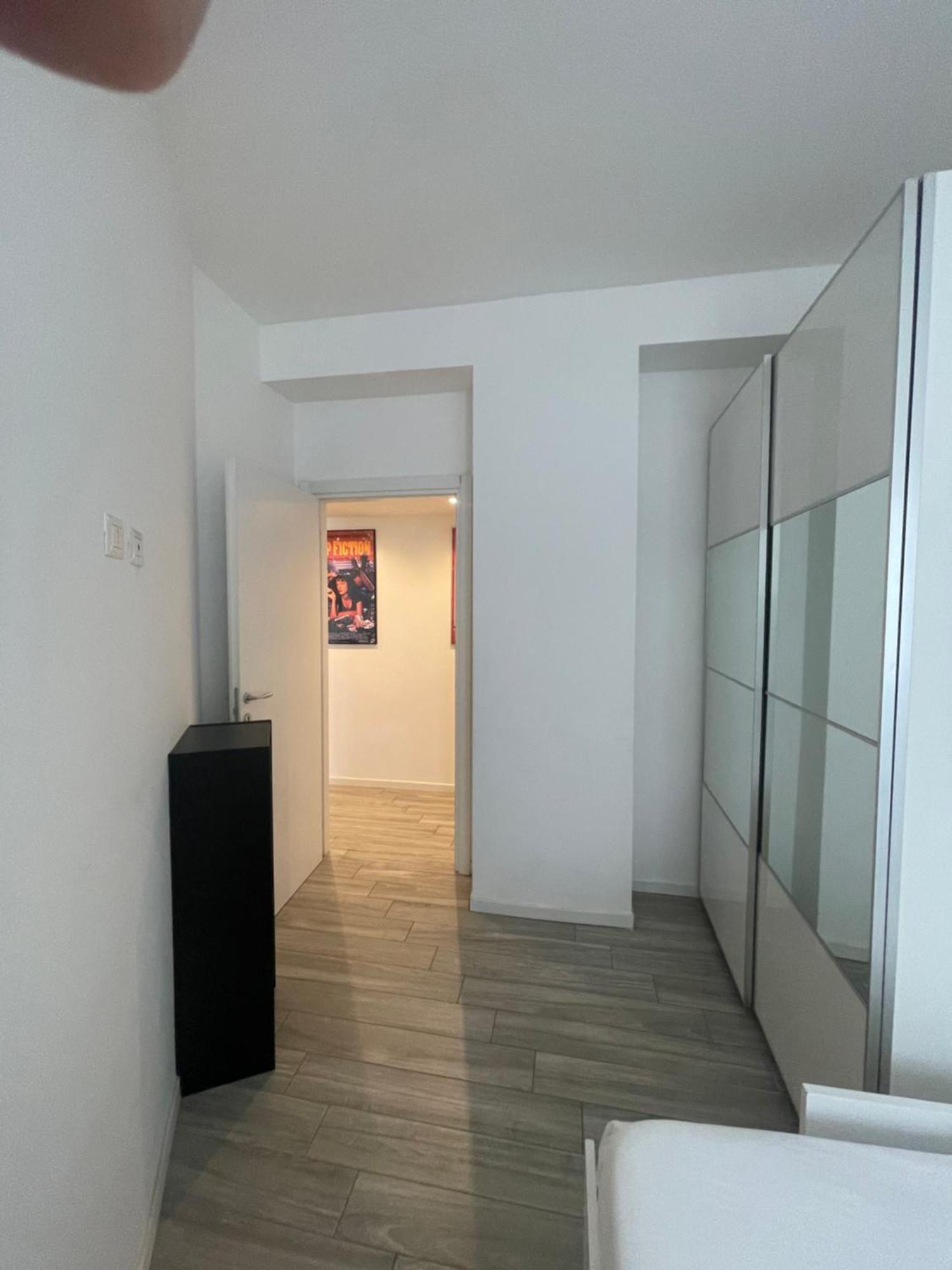 Gardone Apartment - Ampio Appartamento Con 2 Camere Da Letto - Comodo Per Duomo! 米兰 外观 照片